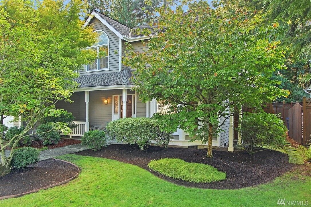 Property Photo:  13849 175 Place NE  WA 98052 