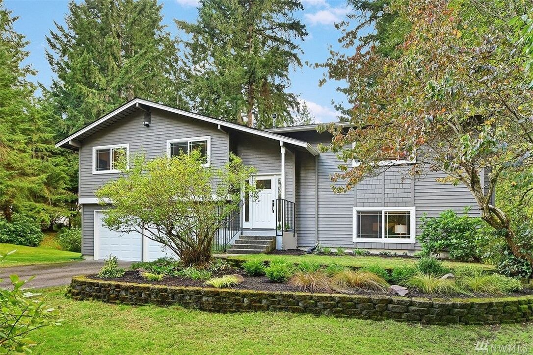 Property Photo: 16107 187 Ave NE WA 98072
