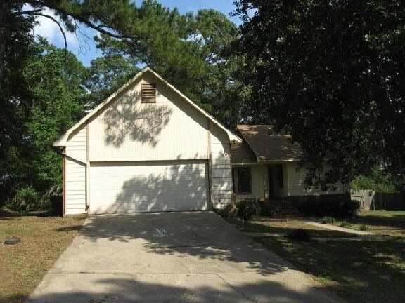 Property Photo:  8 Summer Oaks Dr.  MS 39402 