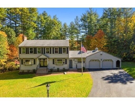 Property Photo:  29 Mohawk Road  MA 01810 