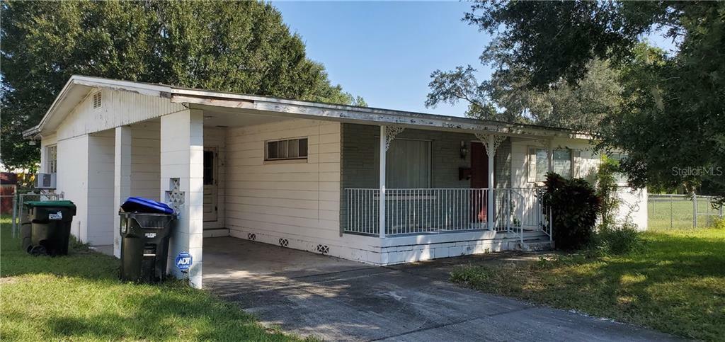 Property Photo:  2911 Pembrook Drive  FL 32810 