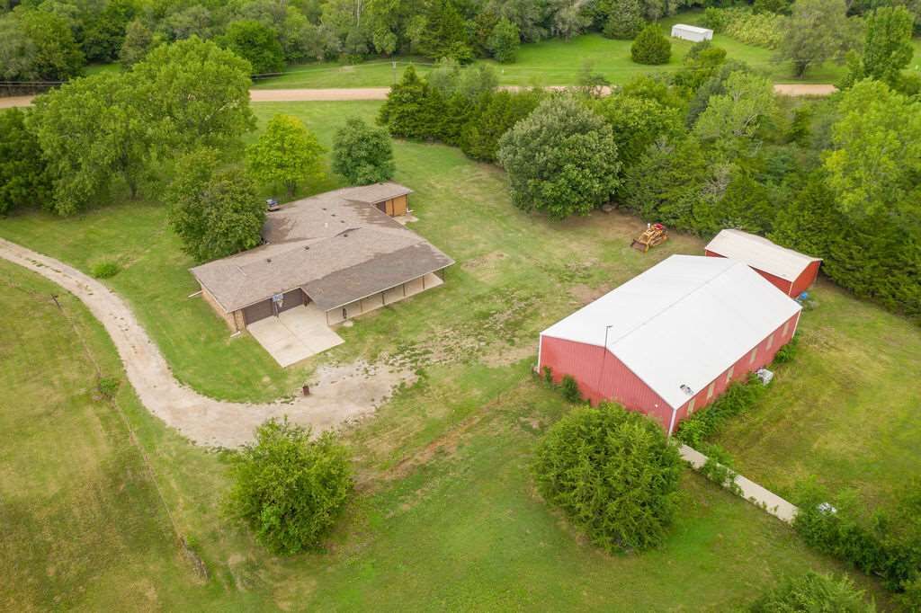 Property Photo: 1166 N Ponderosa Rd KS 67013