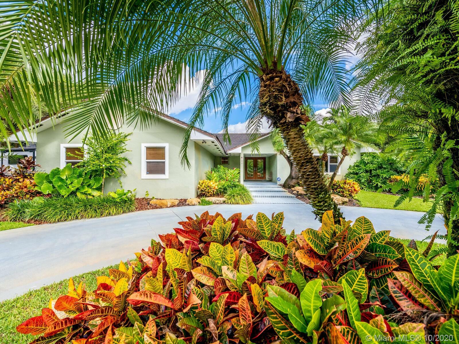 Property Photo: 7001 SW 49th St FL 33314