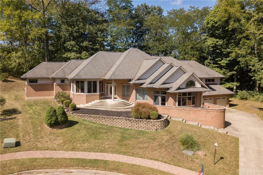 Property Photo: 3492 Riva Court OH 45430