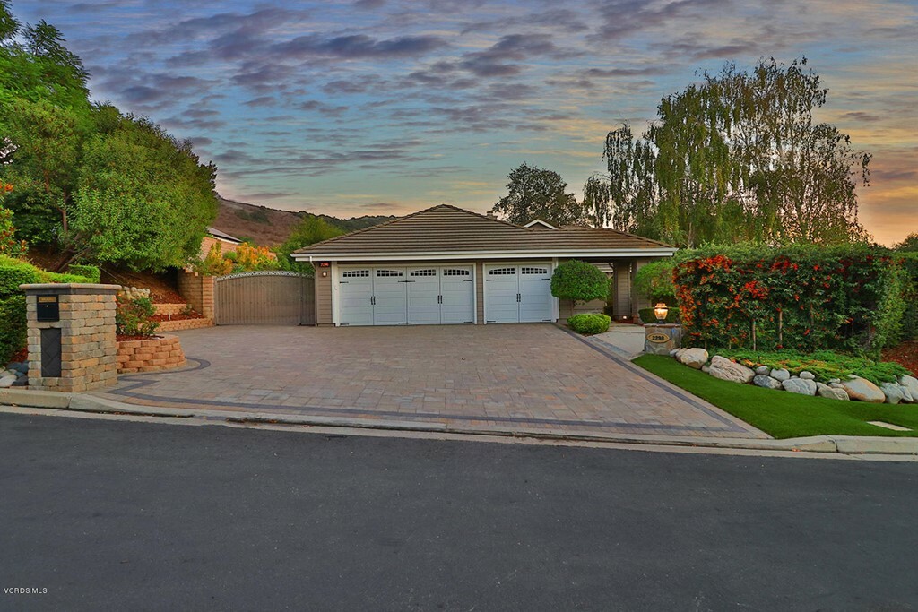 Property Photo:  2298 Watertown Court  CA 91360 