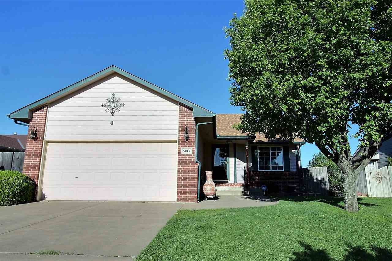 Property Photo:  5014 S Custer Cir  KS 67217 