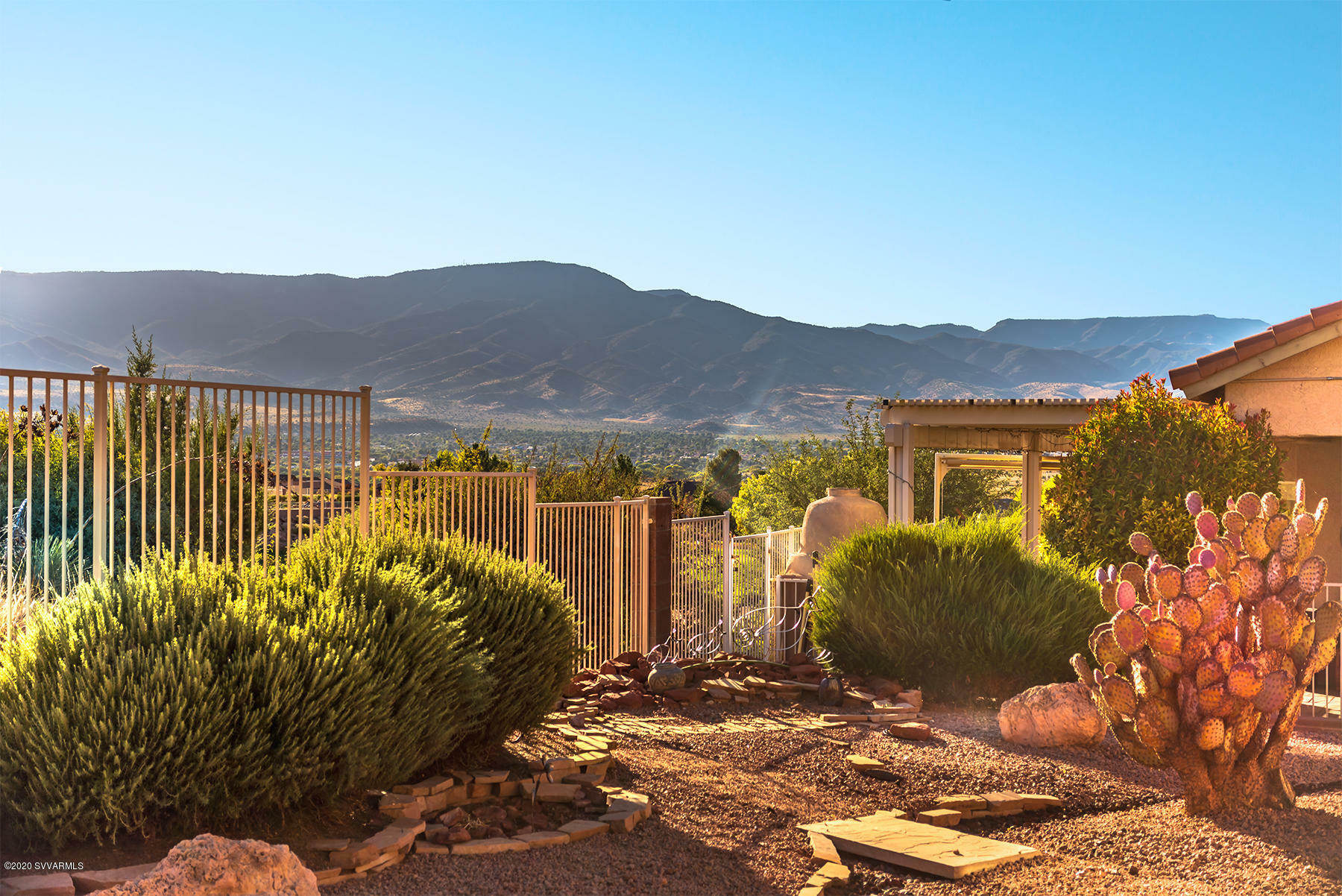 Property Photo: 5225 E Whisper Ridge AZ 86325