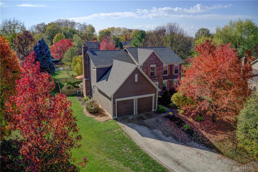 Property Photo: 4126 Country Glen Circle OH 45432