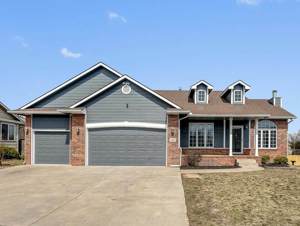 Property Photo:  5330 S Victoria Ct  KS 67216 