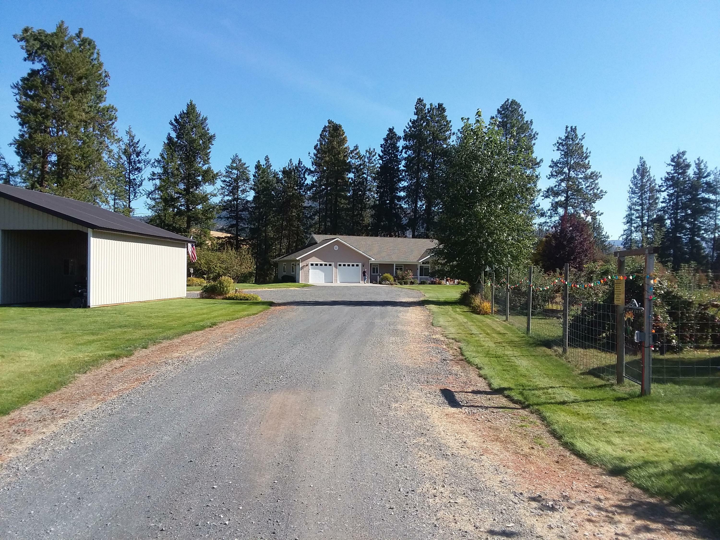 Property Photo:  680 Greenwood Loop Rd  WA 99141 