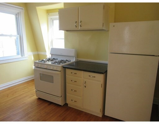 Property Photo:  296 West 5th Street 3  MA 02127 