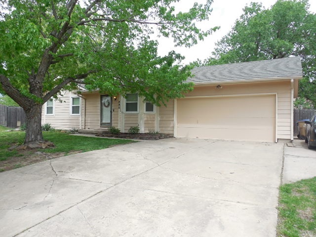 Property Photo:  406 Pecan Lane  KS 67037 