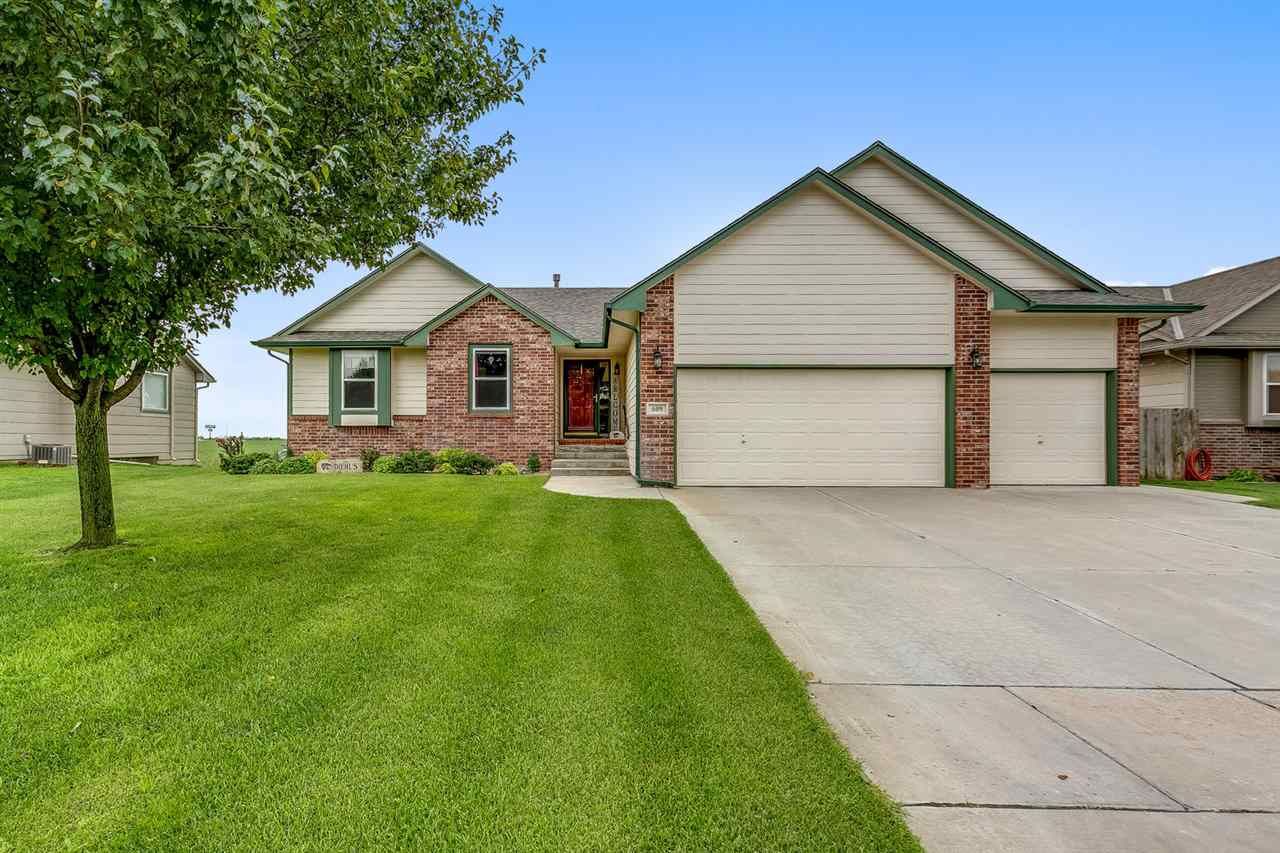 Property Photo: 609 E Rolling View Dr KS 67147