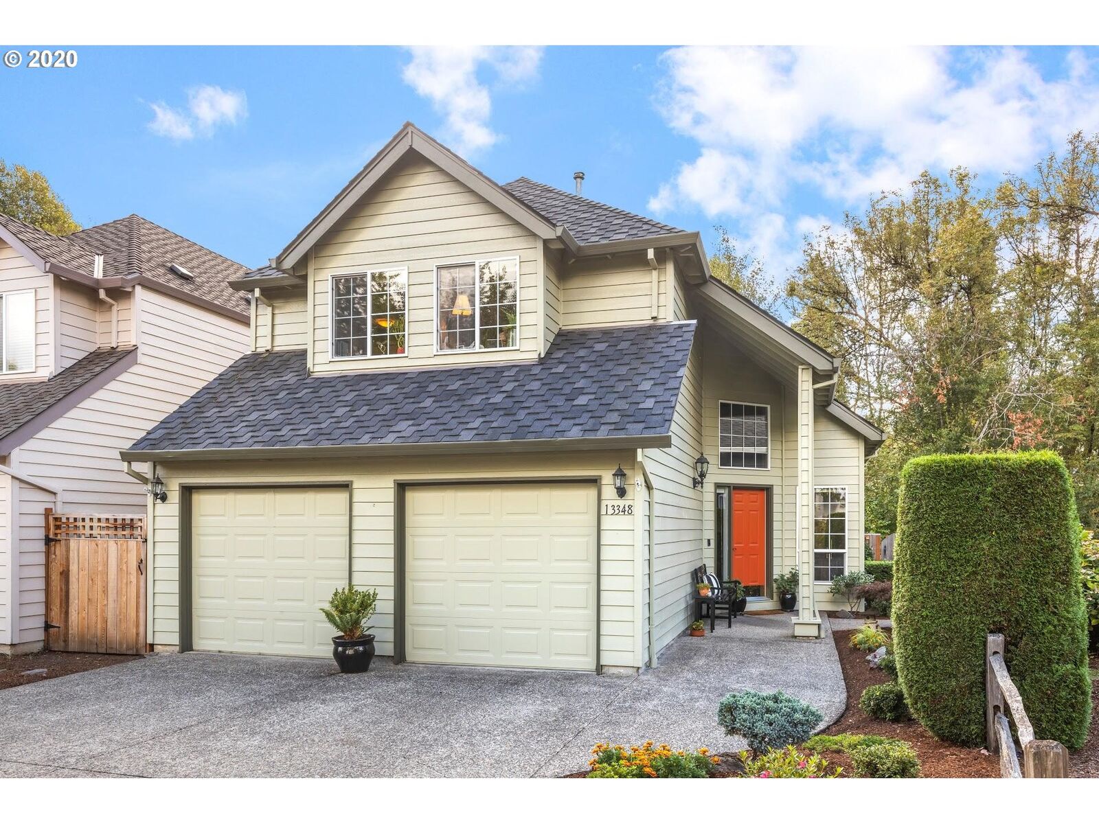 Property Photo: 13348 SW Gallop Ct OR 97008