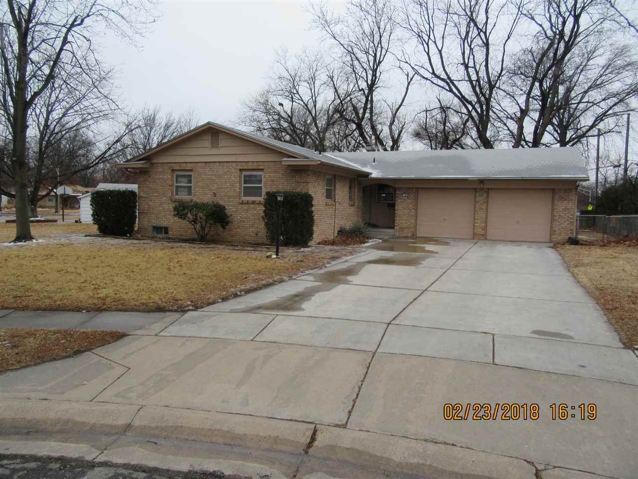 Property Photo:  1364 N Murray Ct  KS 67212 