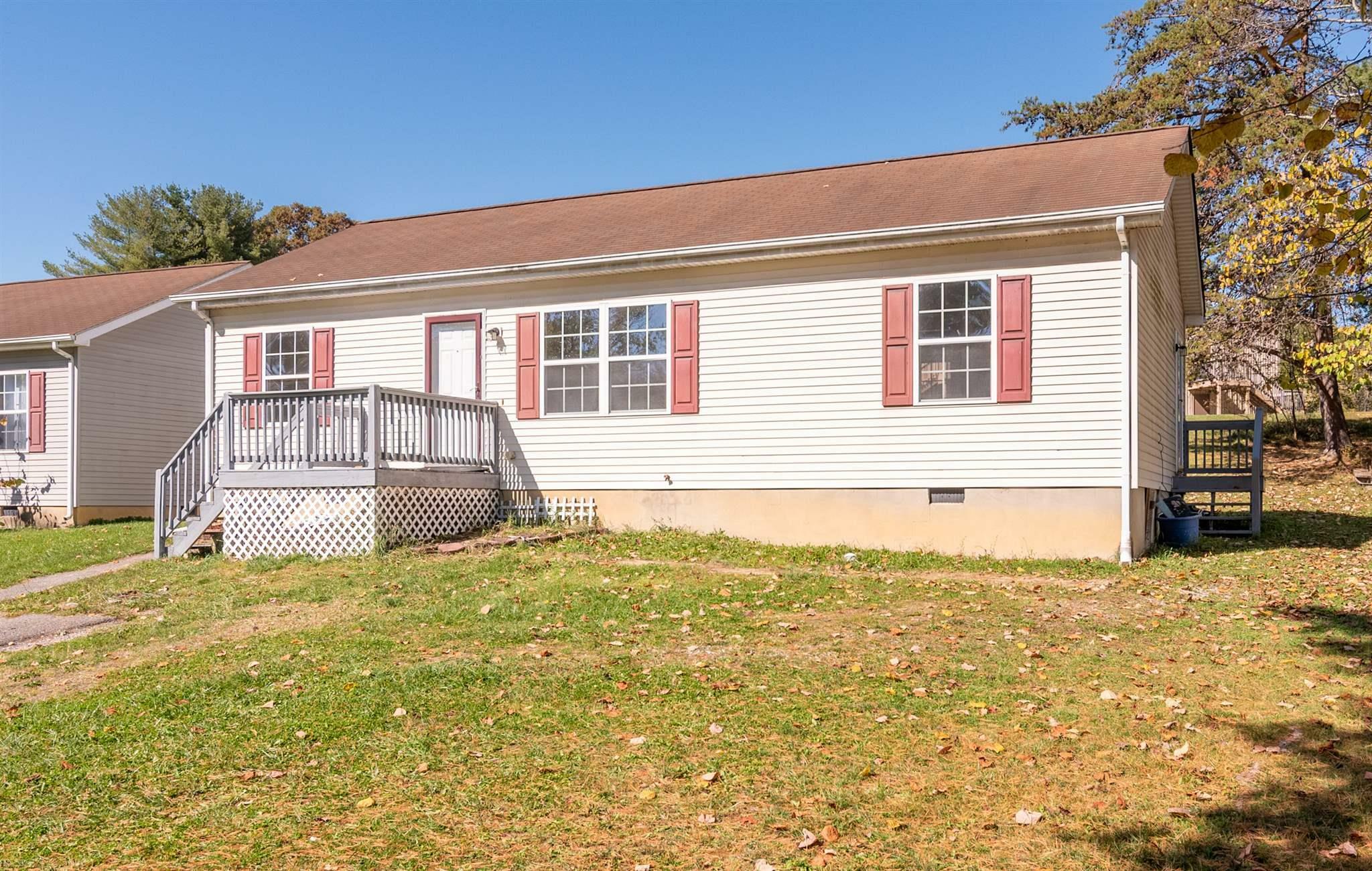 Property Photo:  231 Allen Avenue  VA 24141 