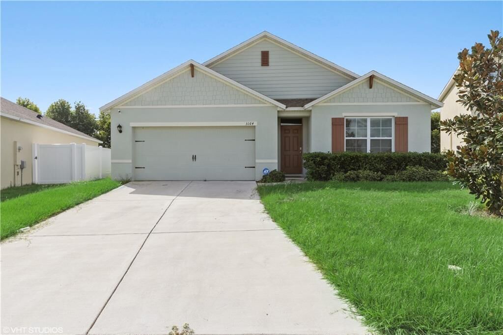 Property Photo:  3164 Country Club Circle  FL 33881 