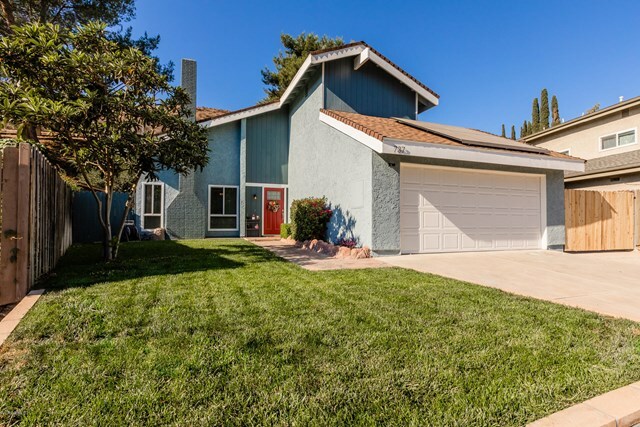 Property Photo:  737 Avenida Loma Portal  CA 91320 