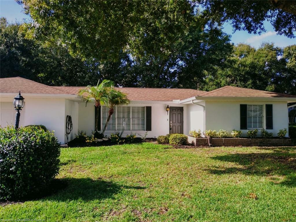 Property Photo:  2709 Imperial Lane  FL 33870 