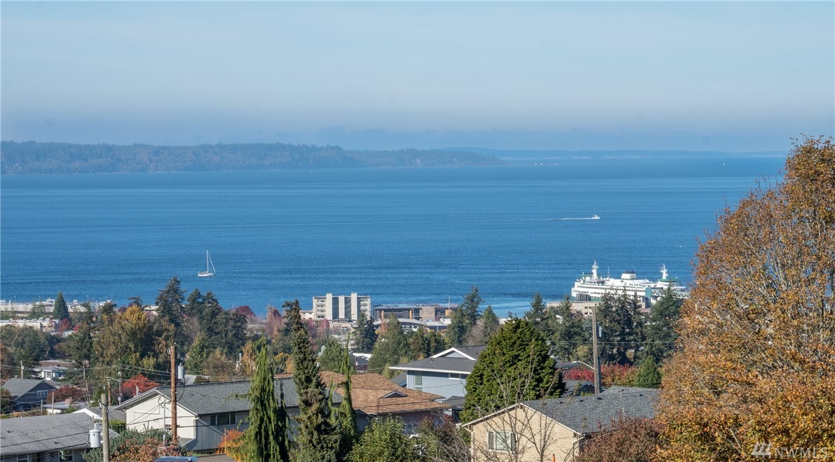 841 Elm Wy  Edmonds WA 98020 photo