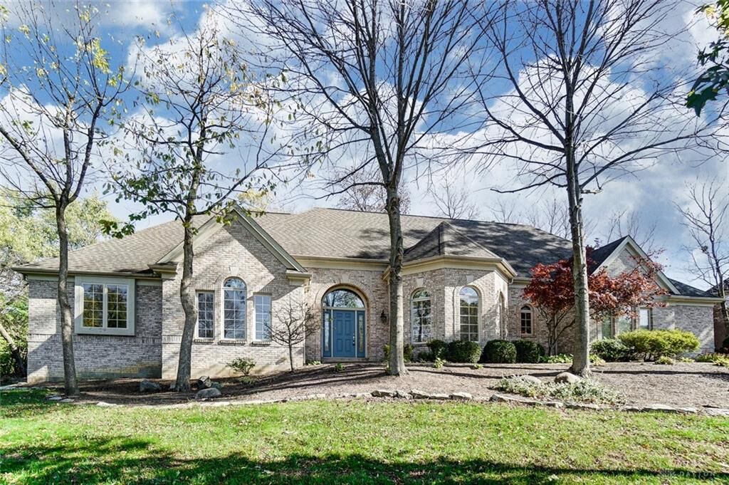 Property Photo: 6650 Rosecliff Place OH 45449
