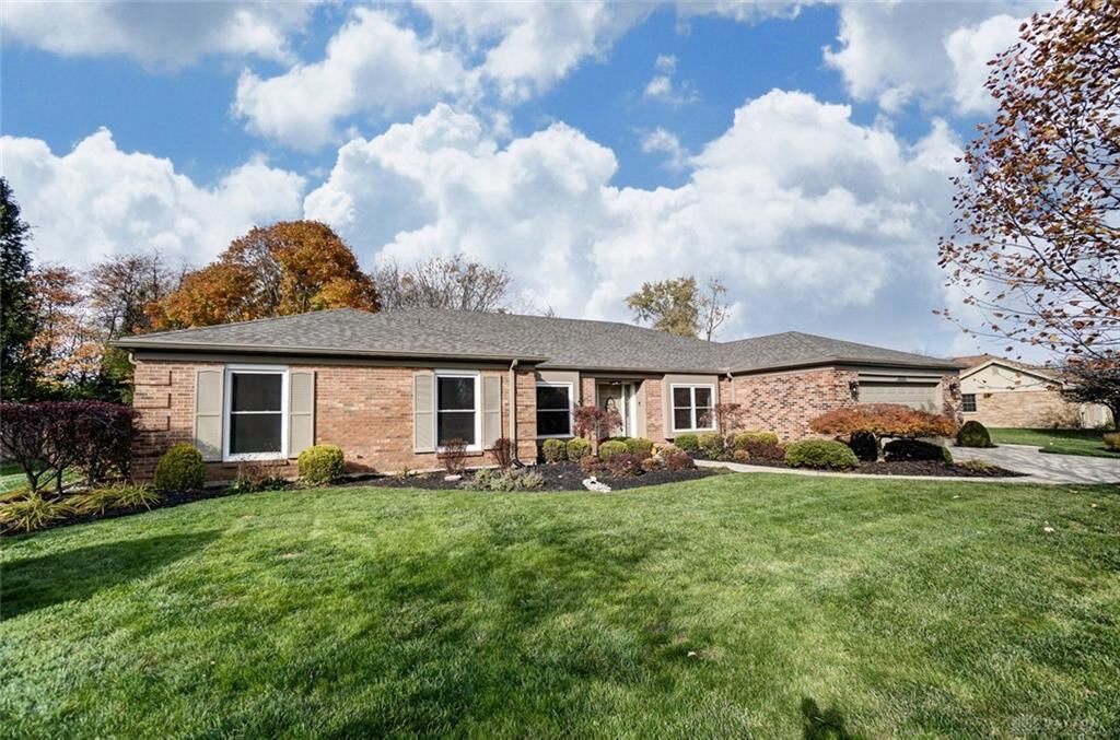 Property Photo: 10015 Mallet Drive OH 45458