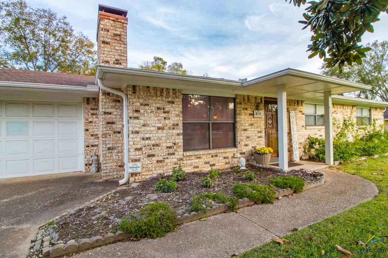 Property Photo:  310 Mt Sylvan  TX 75771 