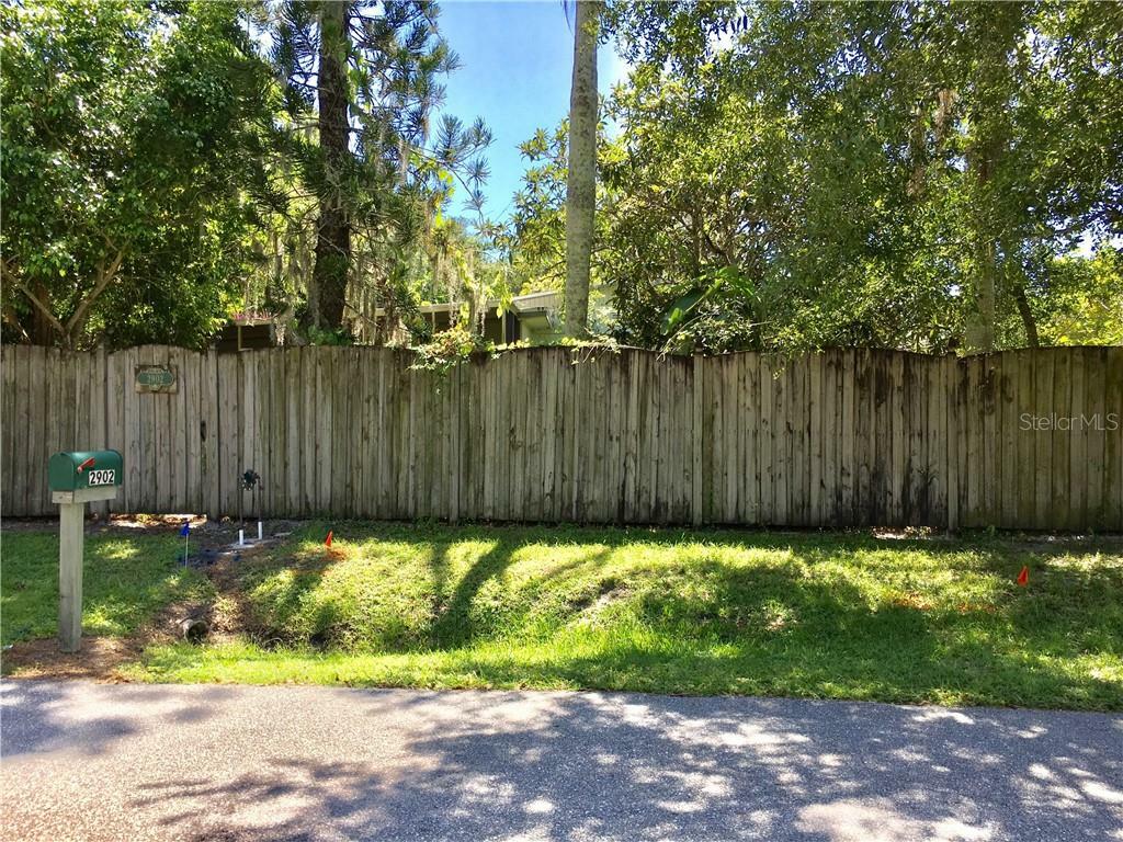 2902 Hawthorne Street  Sarasota FL 34239 photo