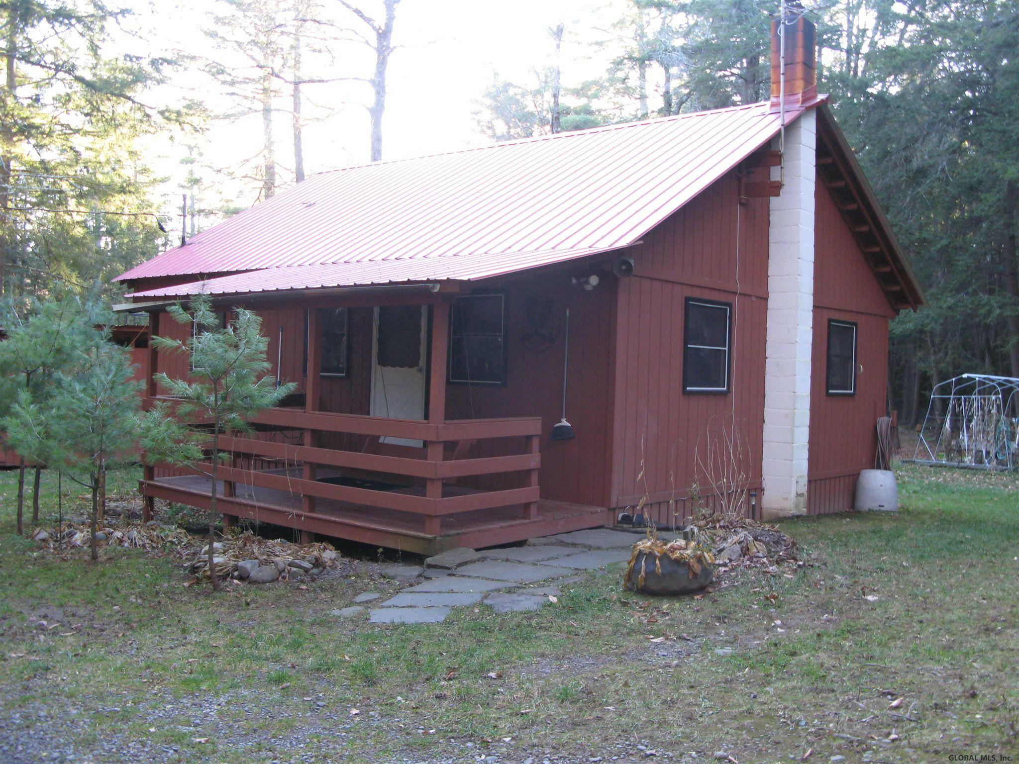 Property Photo:  111 Spoon Road  NY 12076 