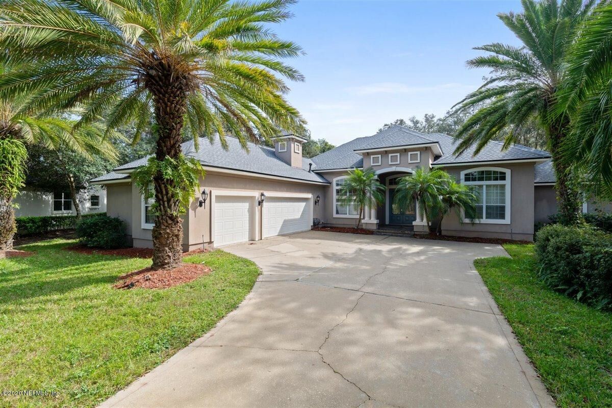 Property Photo: 669 Treehouse Circle FL 32095