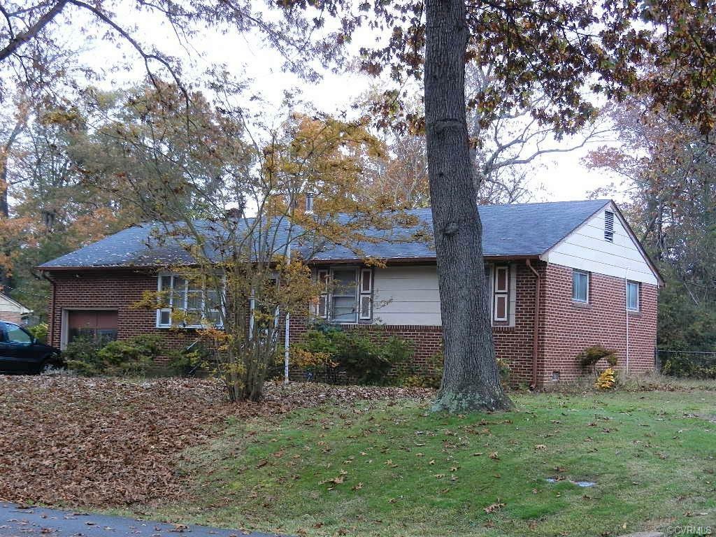 Property Photo:  8004 Wynbrook Lane  VA 23111 