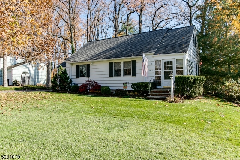 Property Photo:  2356 Seneca Road  NJ 07076 