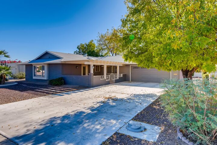 Property Photo: 10505 W Edgewood Drive AZ 85351
