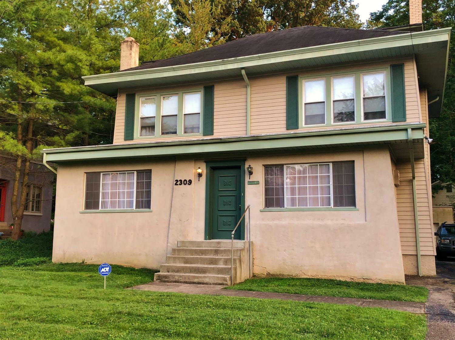 Property Photo:  2309 Easthill Ave  OH 45208 