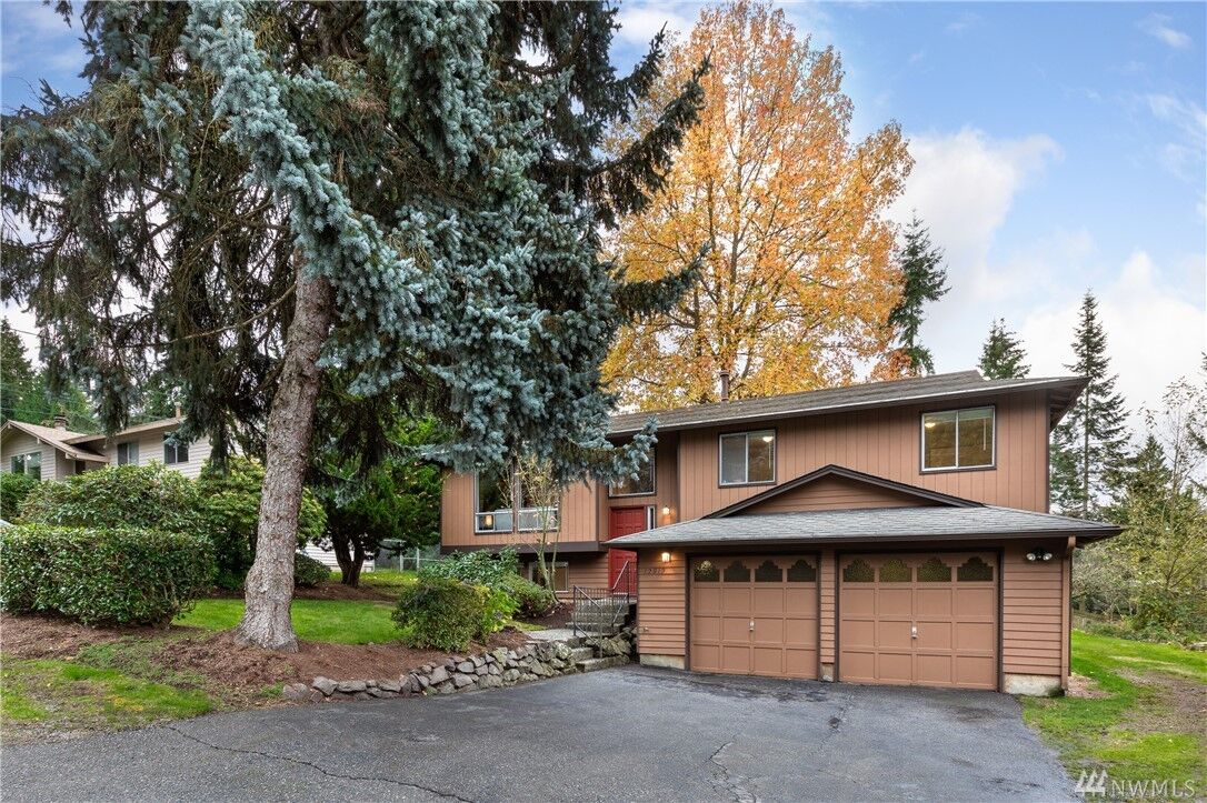 Property Photo: 12819 NE 113th St WA 98033