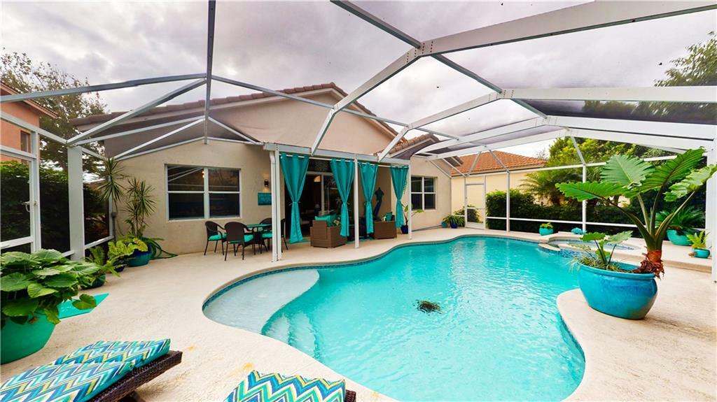 Property Photo:  5620 Sun Valley Drive  FL 34951 