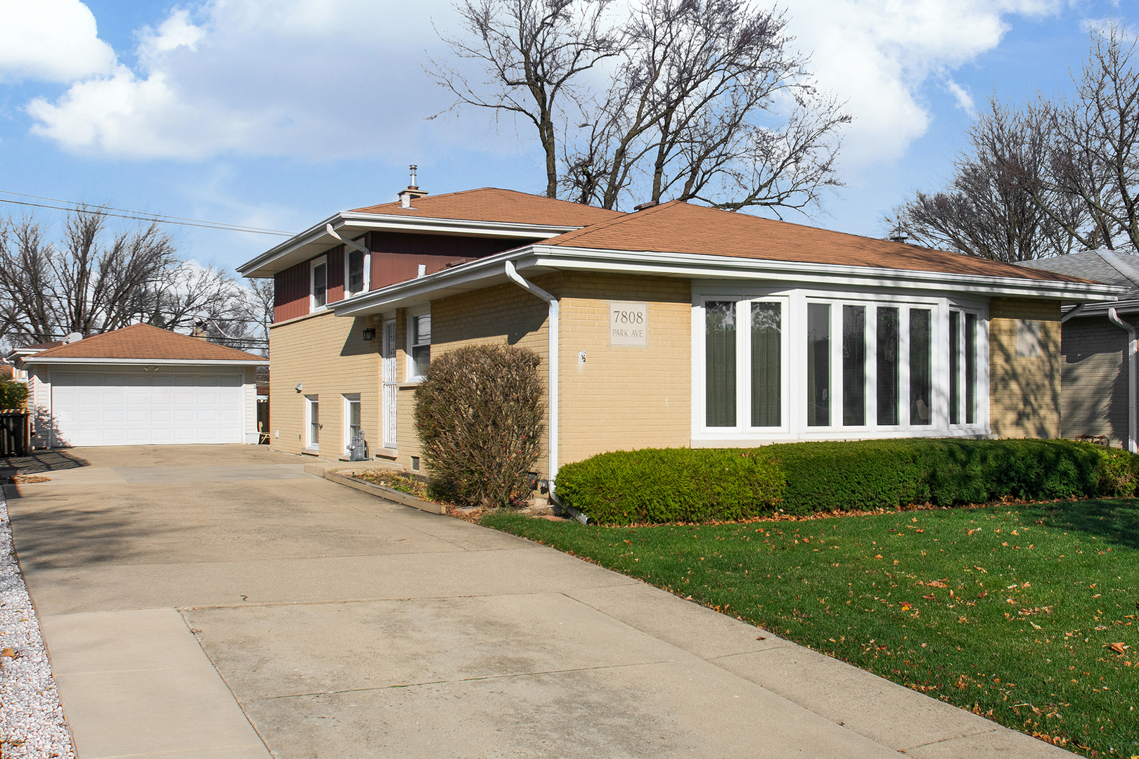 Property Photo:  7808 W Park Avenue  IL 60714 