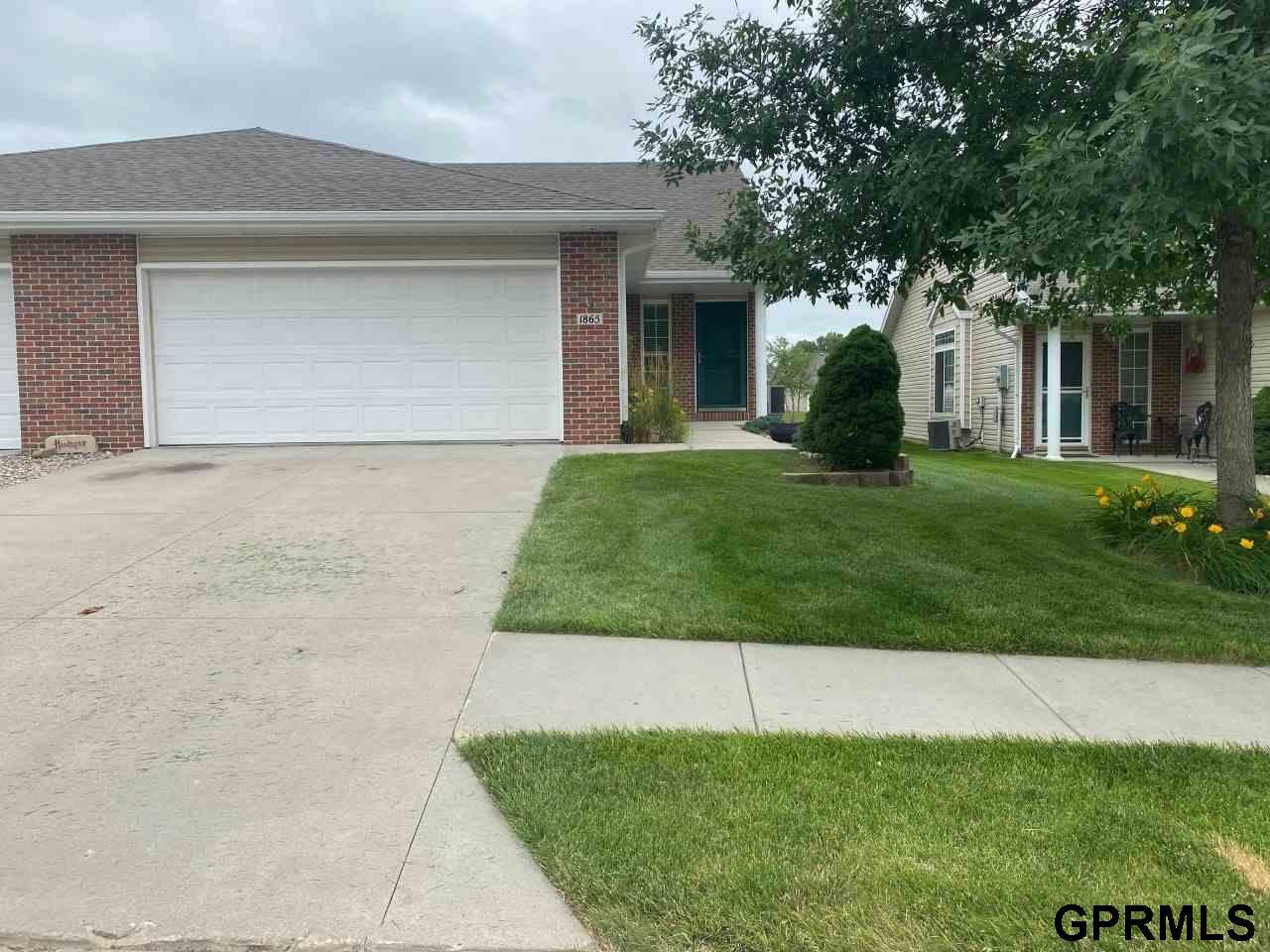 Property Photo: 1865 N 176th NE 68118