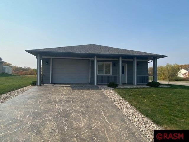 Property Photo: 201 S Francis Circle MN 56028