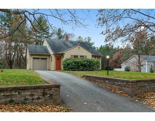 Property Photo:  59 Old Common Rd  MA 01523 