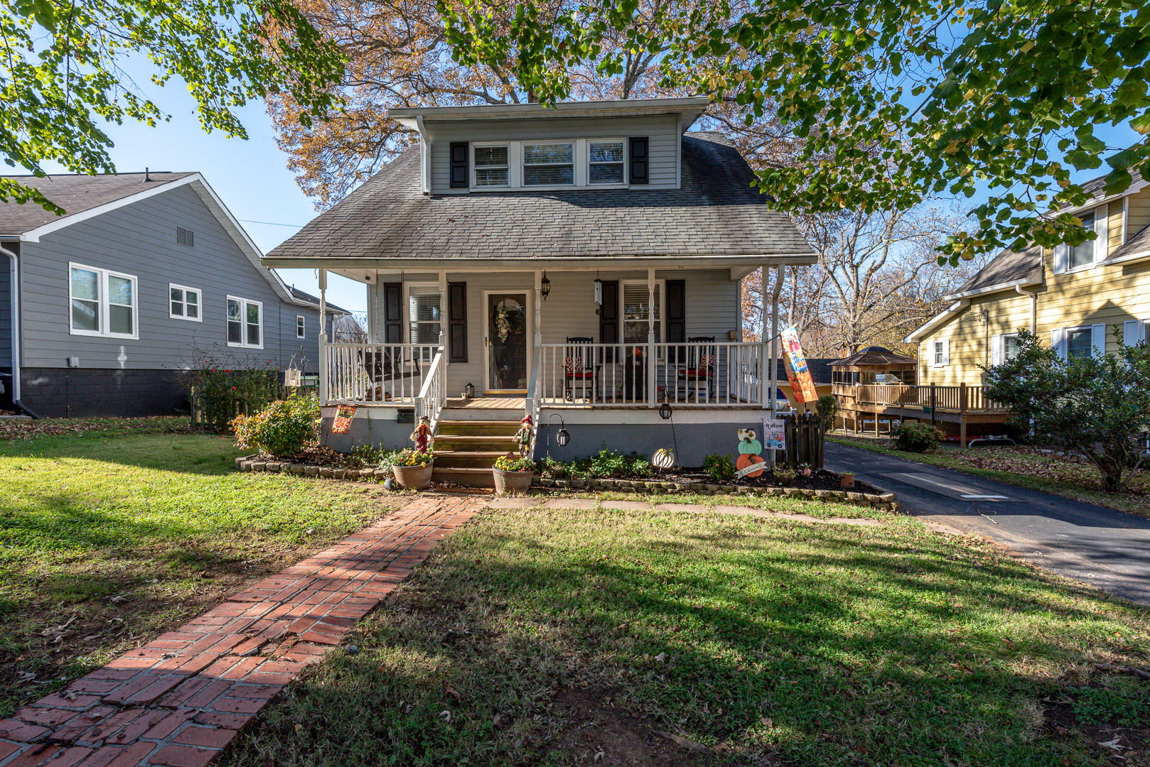 Property Photo:  1435 Perkins St  TN 37701 