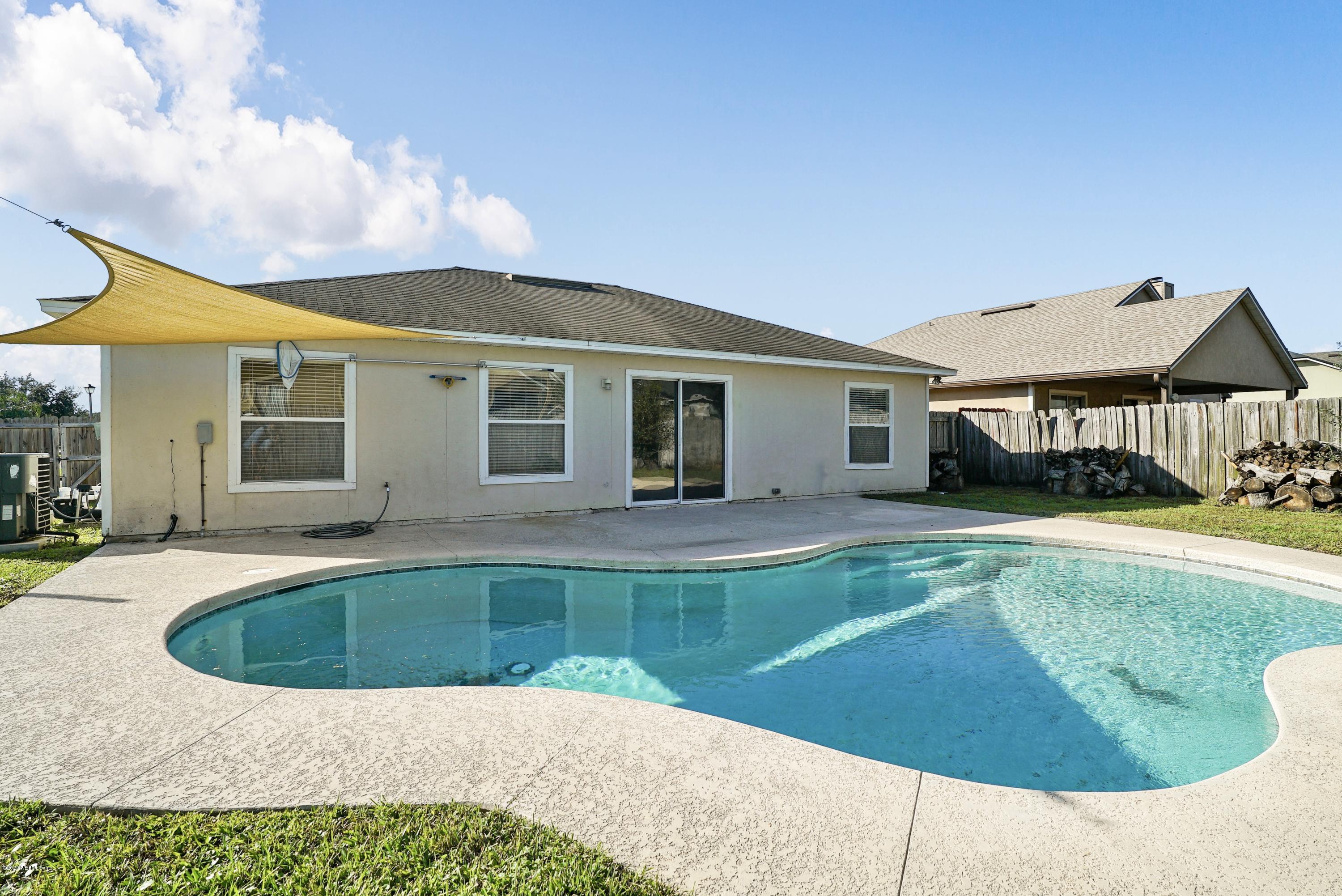 Property Photo: 10115 Rising Mist Lane FL 32221