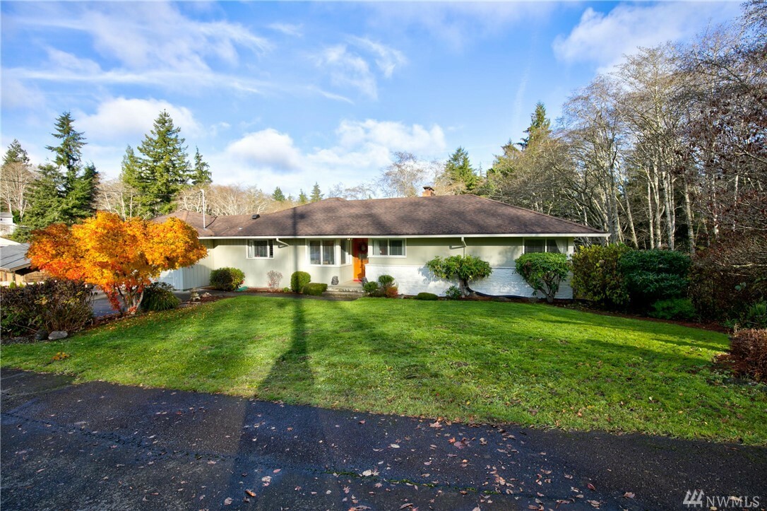 Property Photo:  1616 Bel Aire Ave  WA 98520 