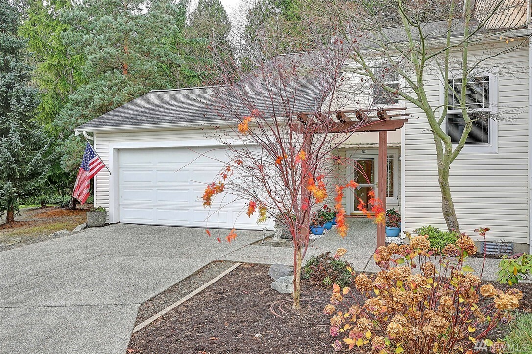 Property Photo:  7428 Centerville Ct 501  WA 98292 