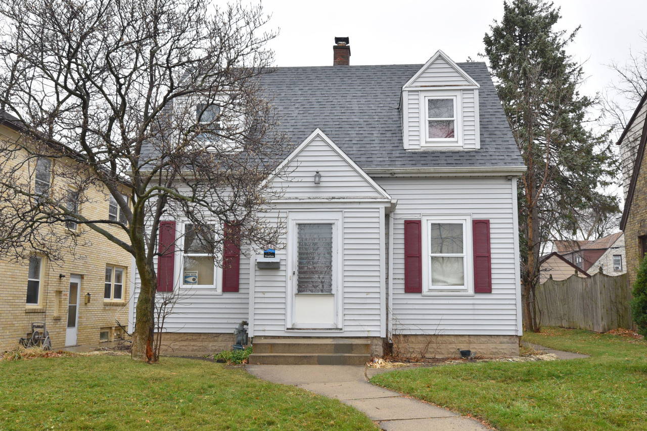 Property Photo:  3940 N 53rd St  WI 53216 