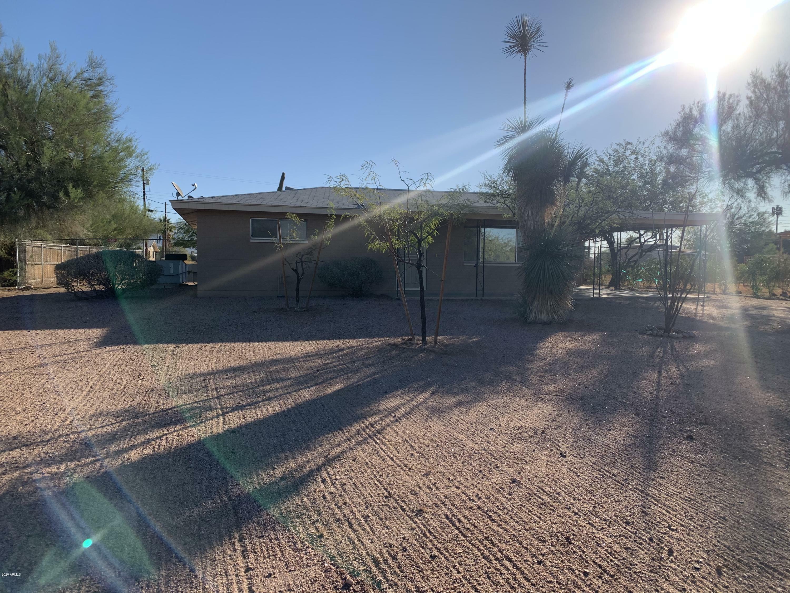 Property Photo:  257 N Thunderbird Drive  AZ 85120 