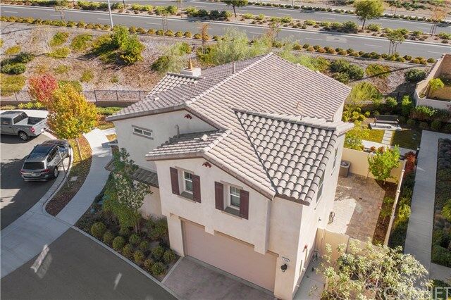 Property Photo: 27408 Dogwood Court CA 91350