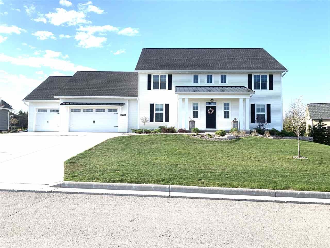 Property Photo:  2952 W Old Oak Drive  WI 54913-2301 