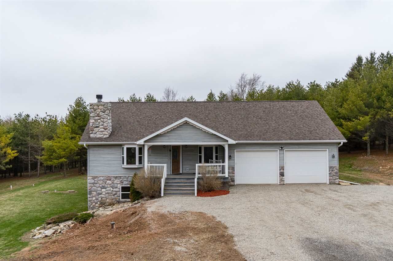 Property Photo: N2855 Hillcrest Drive WI 54944