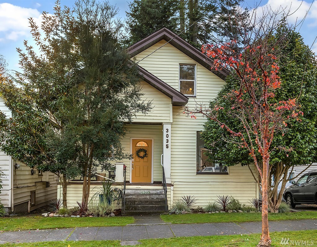 Property Photo:  3035 NW 61st St  WA 98107 